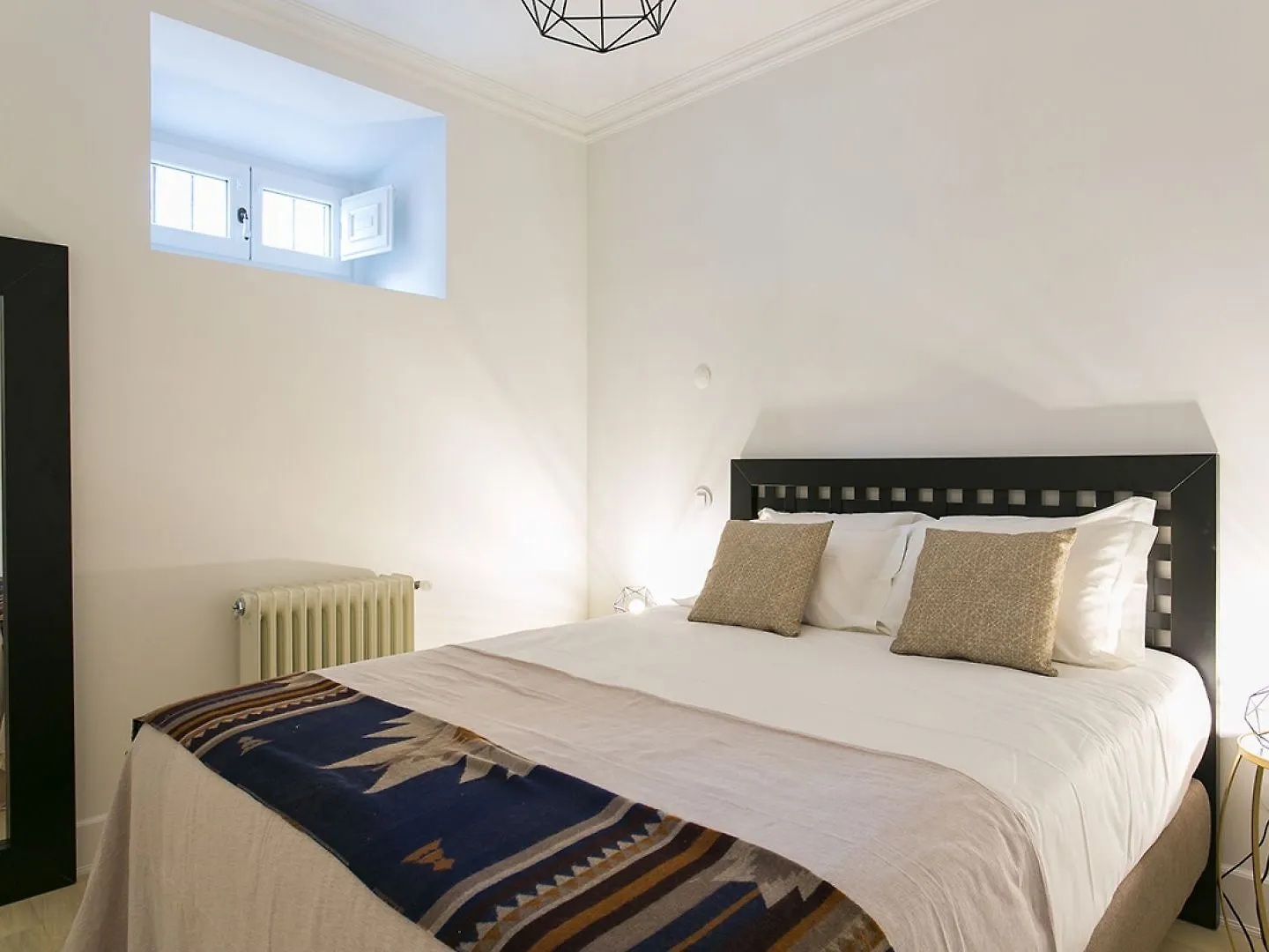 Apartment Joivy Stunning 2Br Apt With Garden, By The Avenida Subway And Botanical Garden Of Lisbon