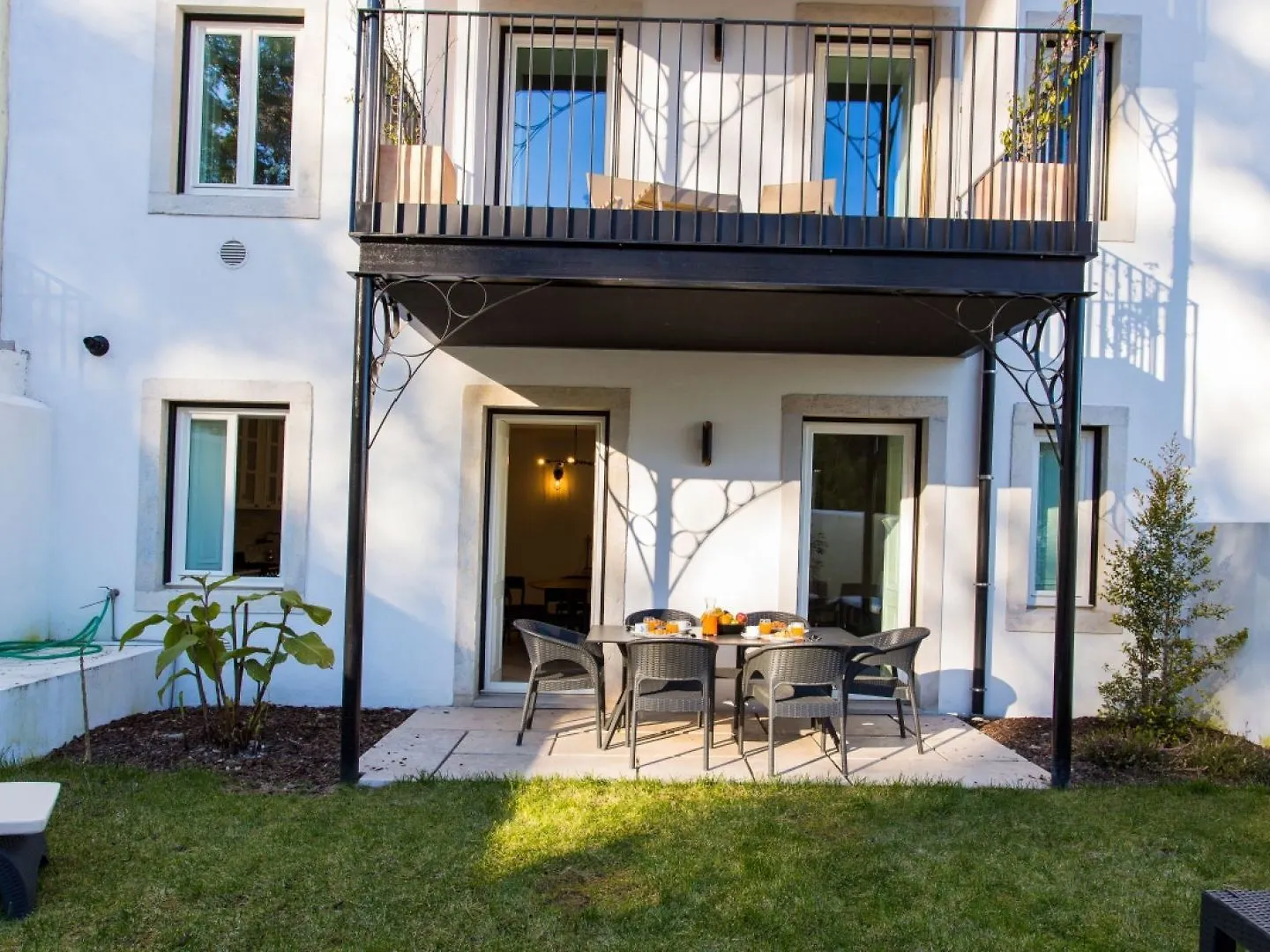 Joivy Stunning 2Br Apt With Garden, By The Avenida Subway And Botanical Garden Of Lisbon 0*,
