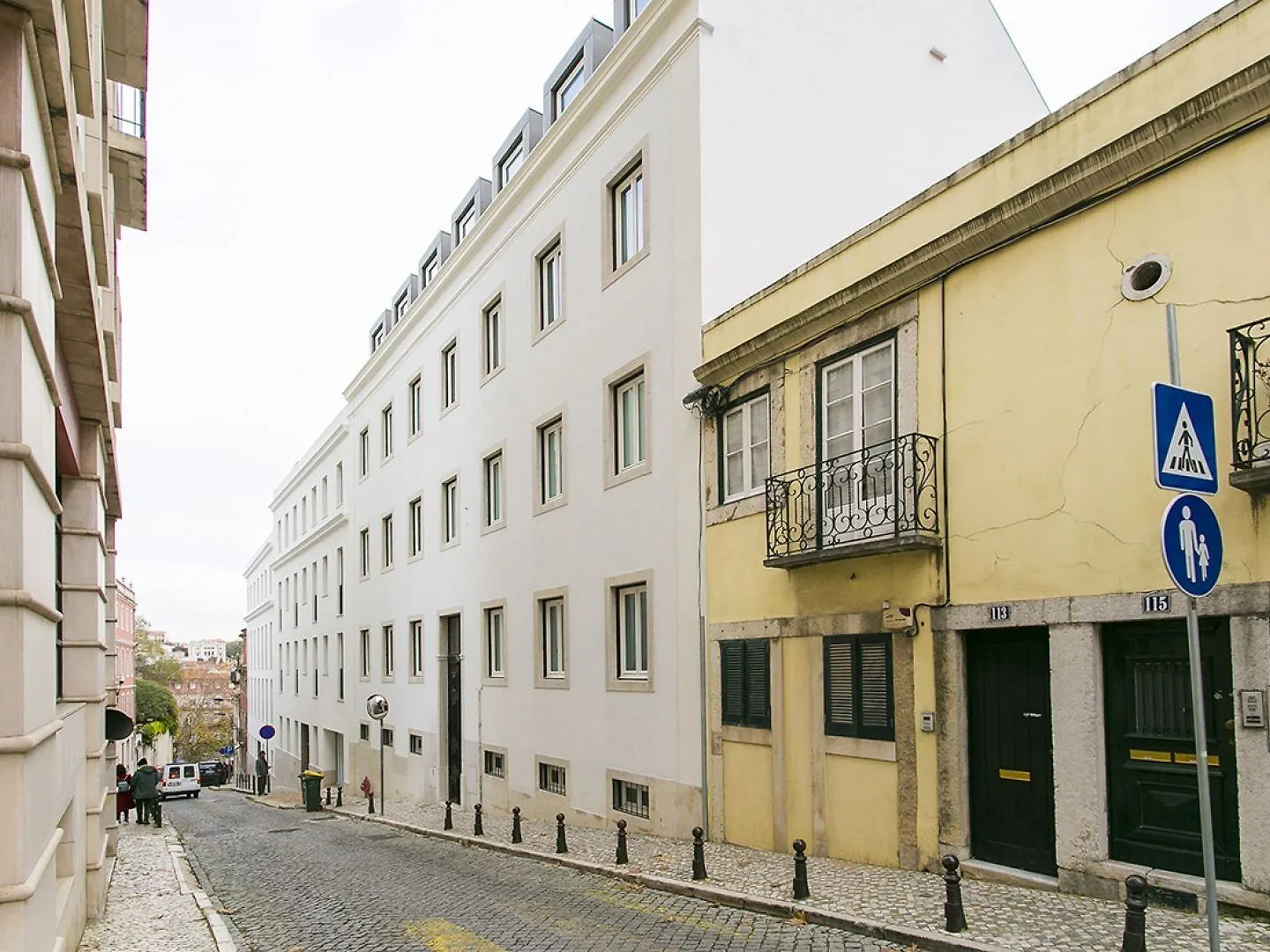 Joivy Stunning 2Br Apt With Garden, By The Avenida Subway And Botanical Garden Of Lisbon