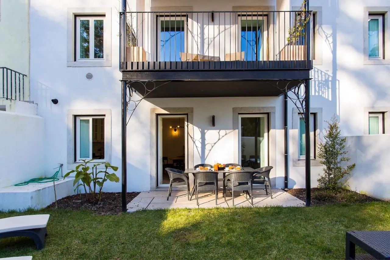 Joivy Stunning 2Br Apt With Garden, By The Avenida Subway And Botanical Garden Of Lisboa Lägenhet