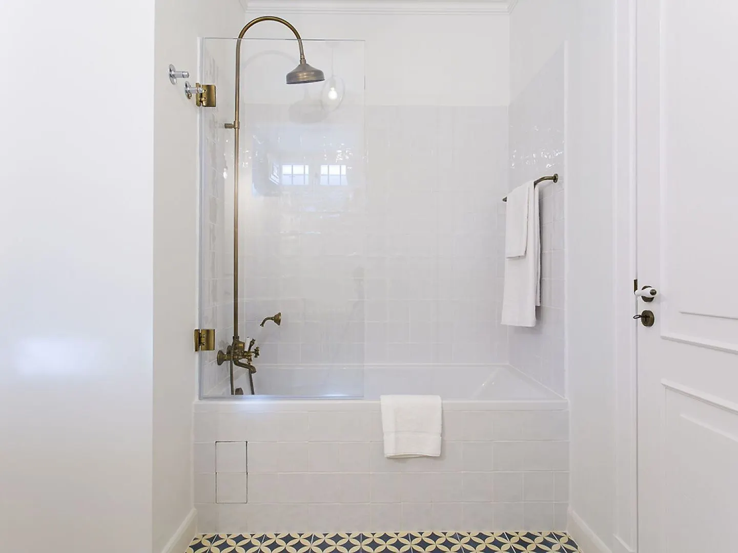 Joivy Stunning 2Br Apt With Garden, By The Avenida Subway And Botanical Garden Of Lisboa